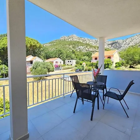 Adriatic Balota With Shared Pool