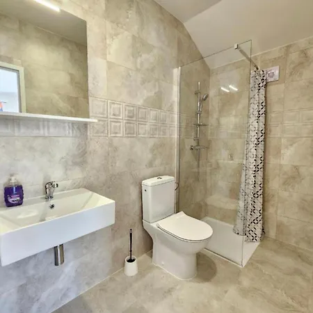 Penzion Adriatic Balota With Shared Pool 3*