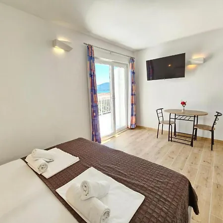 Adriatic Balota With Shared Pool