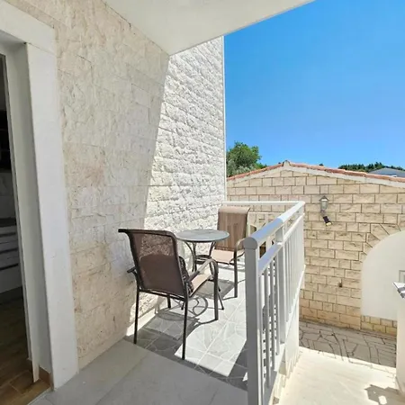 Adriatic Balota With Shared Pool 3* Viganj