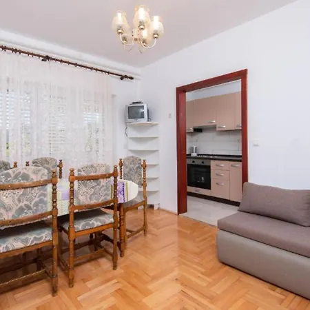 Adriatic Balota With Shared Pool Guest house Viganj