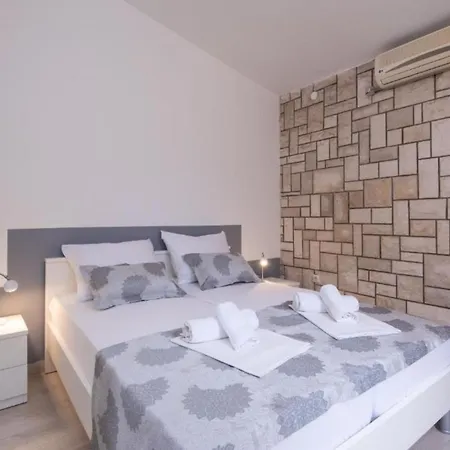 Adriatic Balota With Shared Pool 3* Viganj
