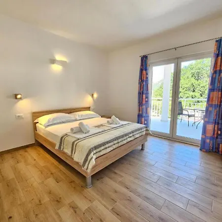 Adriatic Balota With Shared Pool Guest house 3*