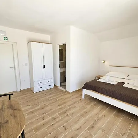 Adriatic Balota With Shared Pool 3*