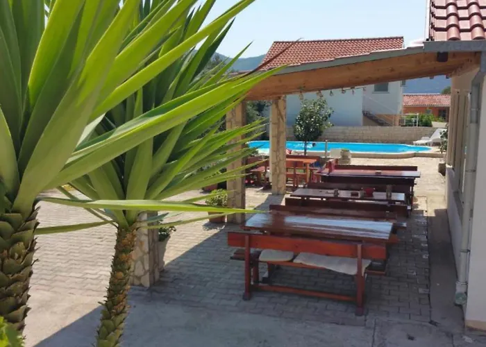 Adriatic Balota With Shared Pool Guest house Viganj