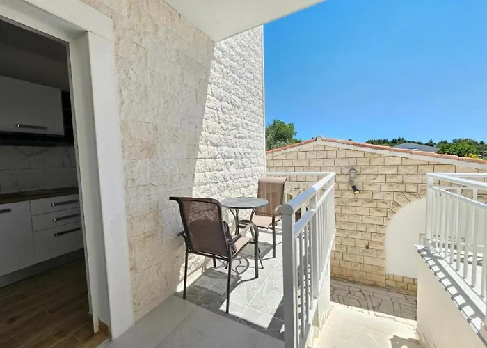 Adriatic Balota With Shared Pool 3* Viganj