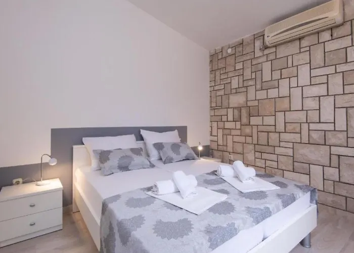 Adriatic Balota With Shared Pool 3* Viganj