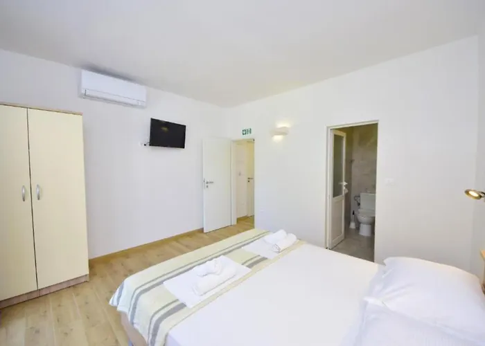 Adriatic Balota With Shared Pool 3*