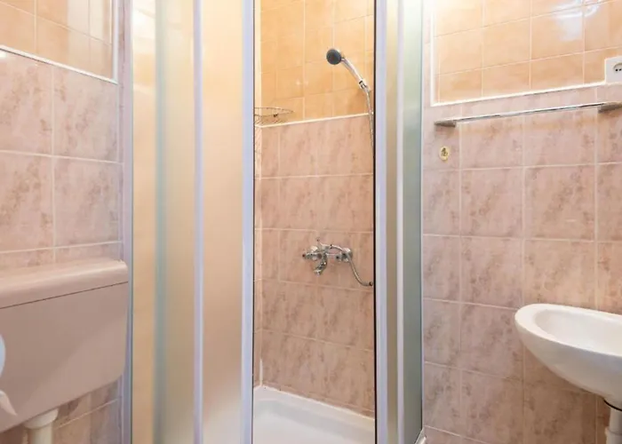 Guest house Adriatic Balota With Shared Pool